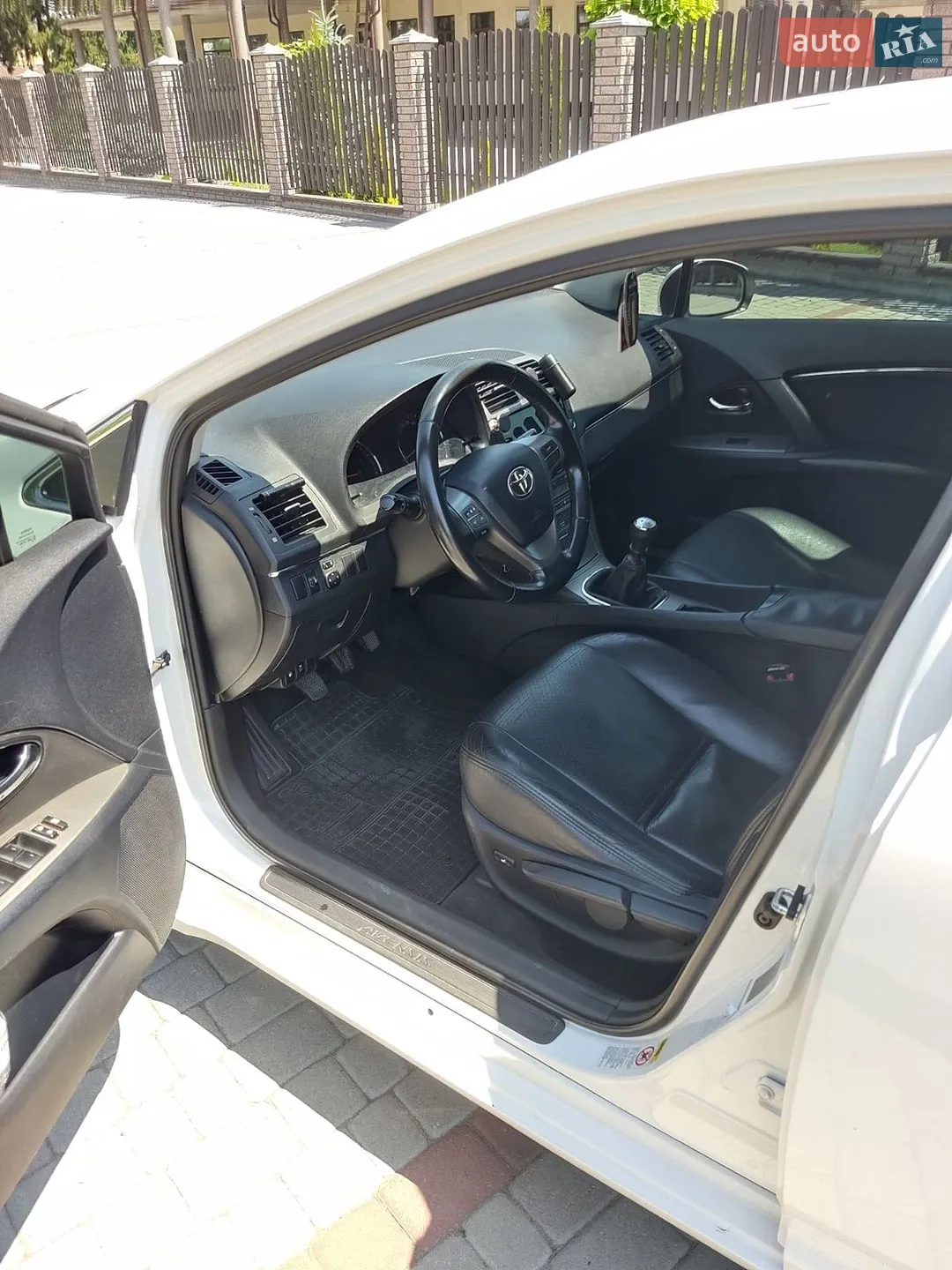 2011 Toyota Avensis - мініатюра 11