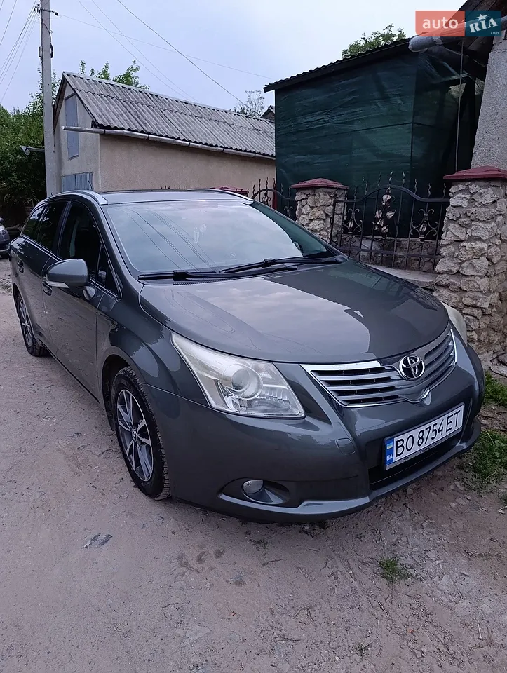 2010 Toyota Avensis - мініатюра 28
