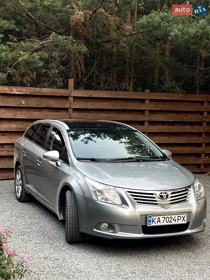 2010 Toyota Avensis - мініатюра 16
