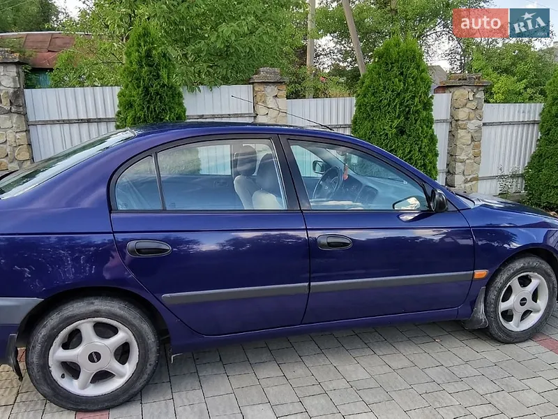 Toyota Avensis 2000