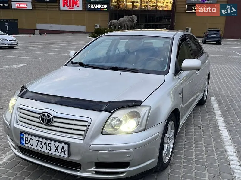Toyota Avensis 2003