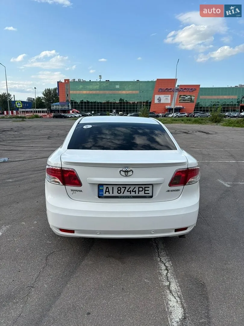 2010 Toyota Avensis - мініатюра 10