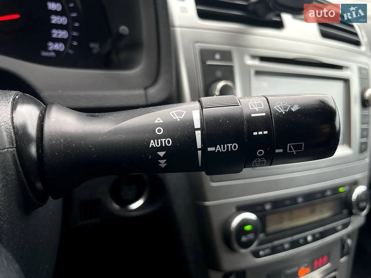 2015 Toyota Avensis - мініатюра 20