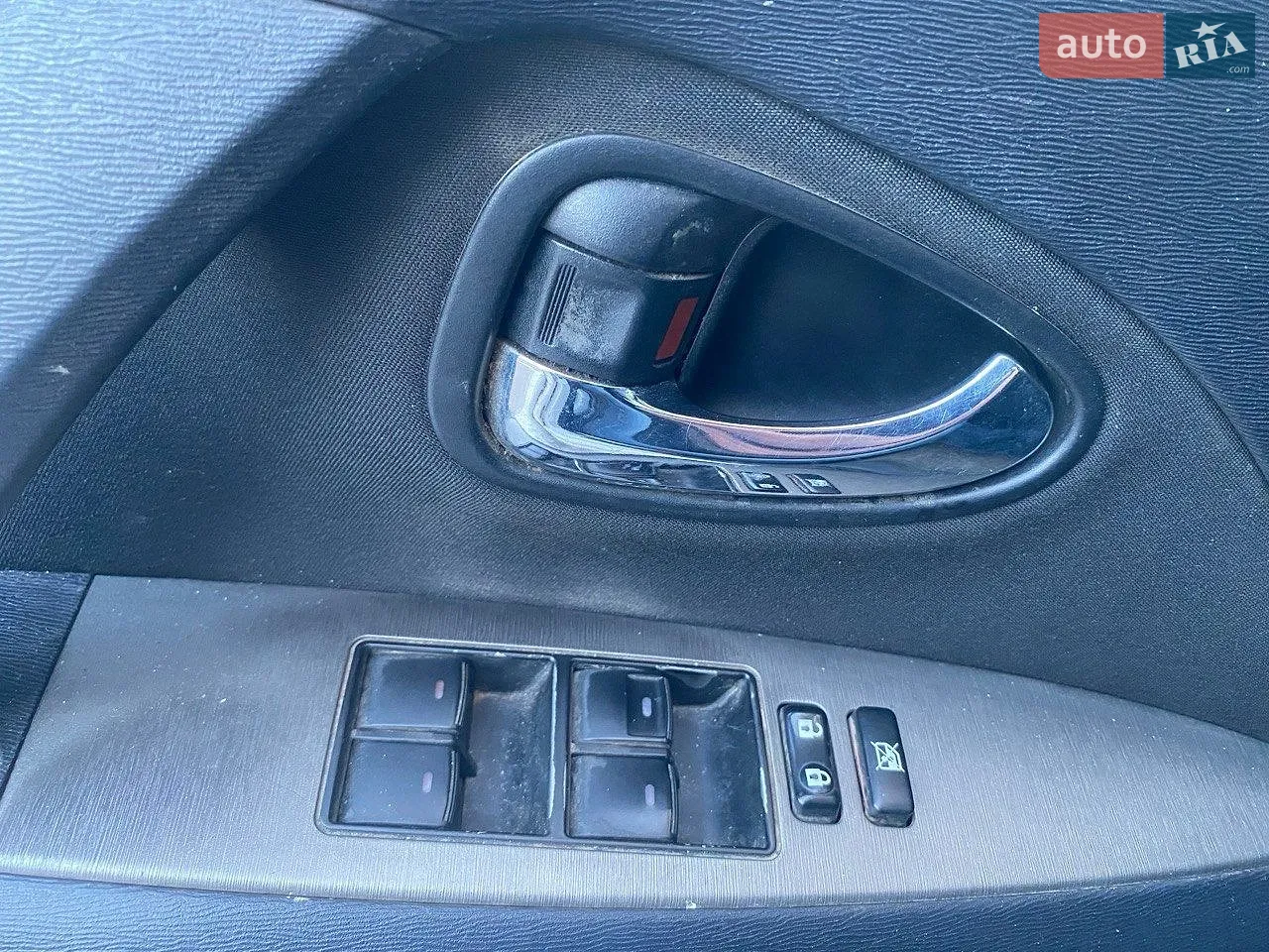 2010 Toyota Avensis - мініатюра 11
