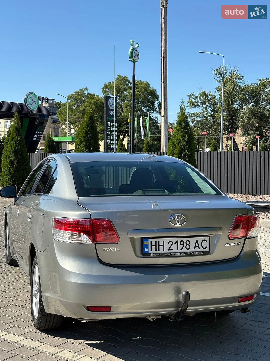 2010 Toyota Avensis - мініатюра 7