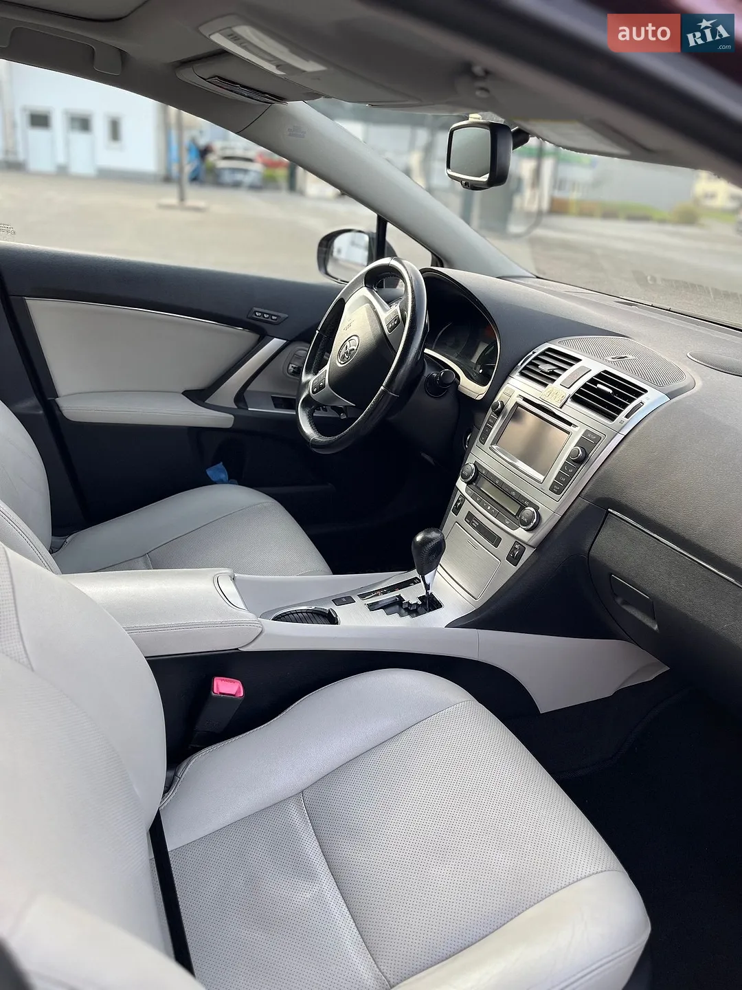 2012 Toyota Avensis - мініатюра 6