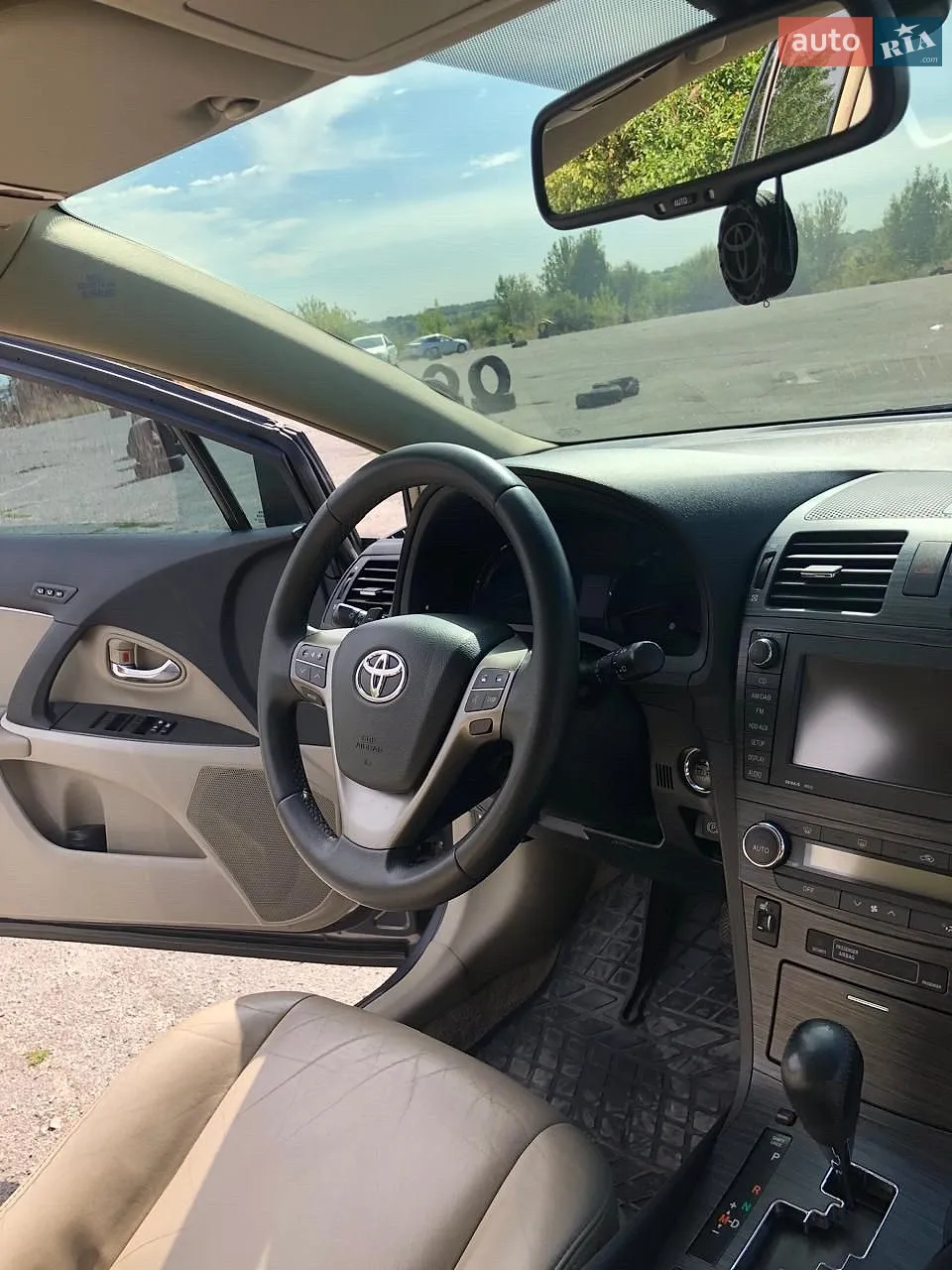 2010 Toyota Avensis - мініатюра 19
