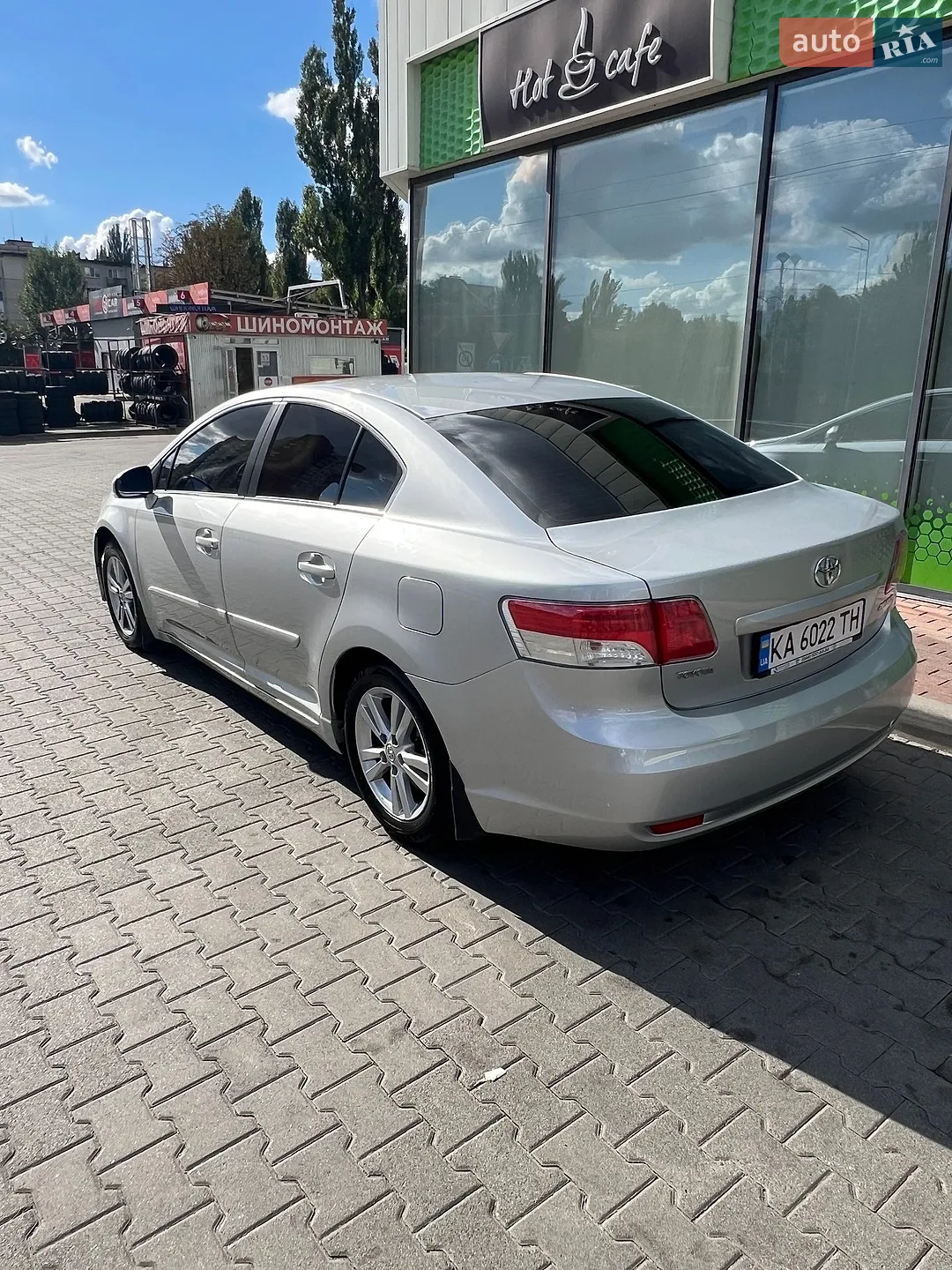 2011 Toyota Avensis - мініатюра 2