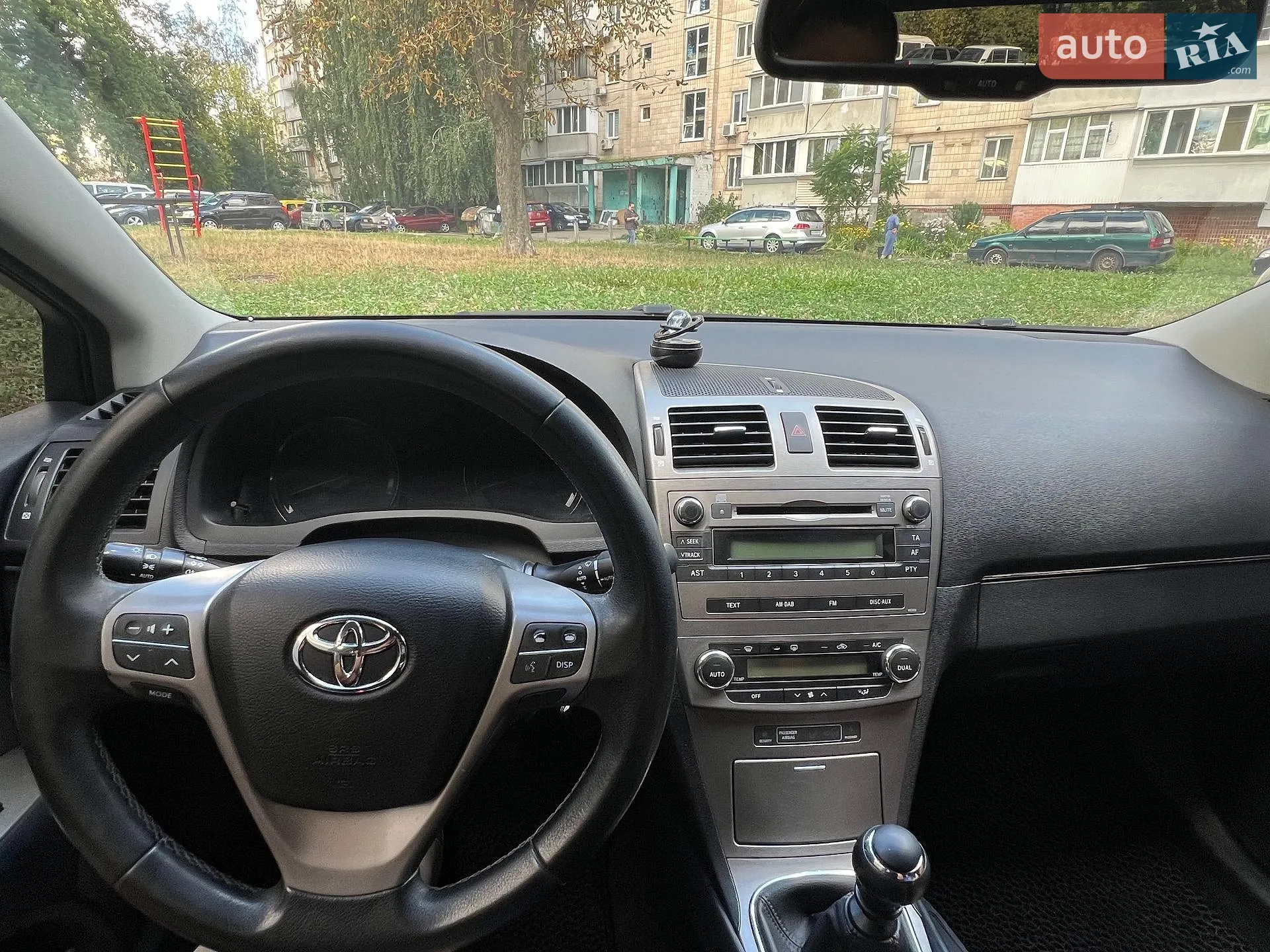 2011 Toyota Avensis - мініатюра 5