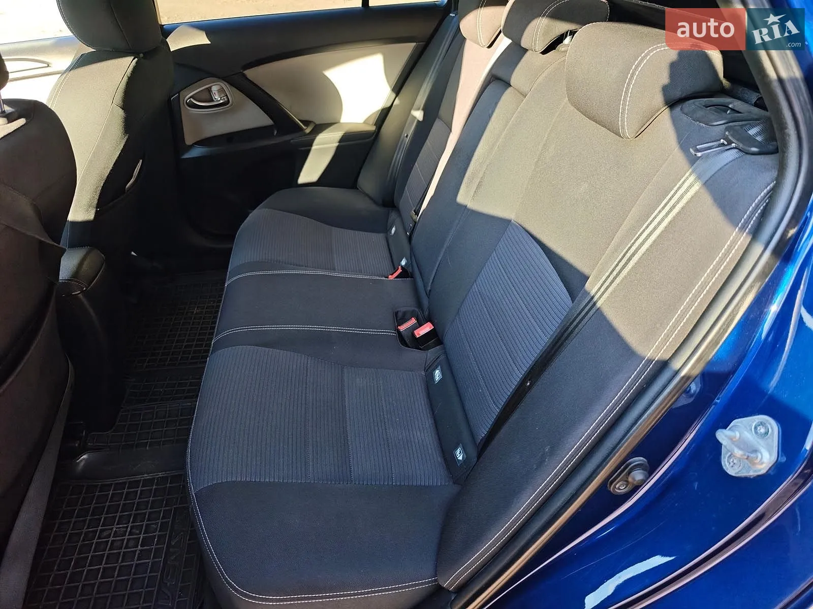 2015 Toyota Avensis - мініатюра 17