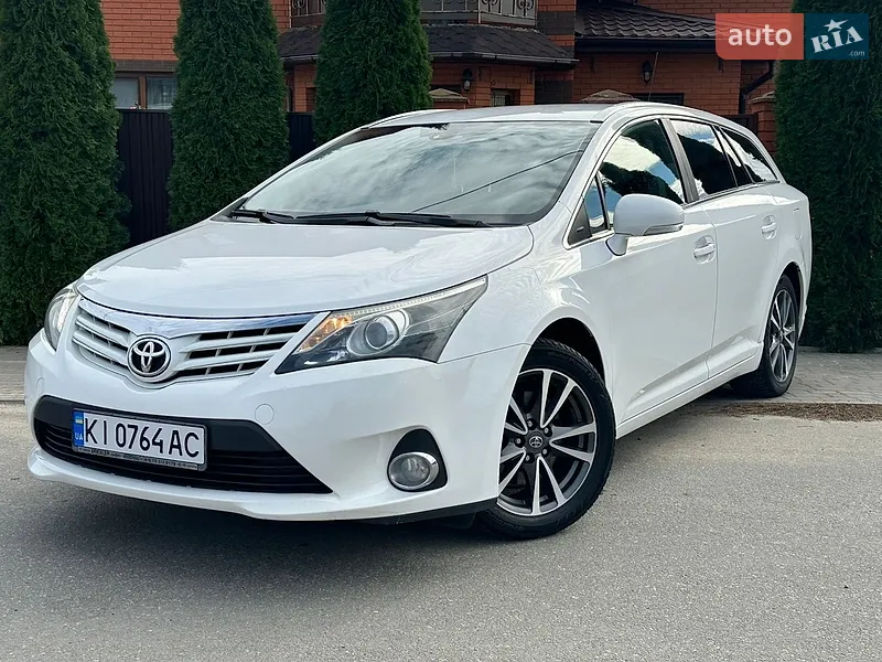 Toyota Avensis 2014