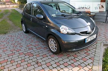 Хэтчбек Toyota Aygo 2006 в Калуше