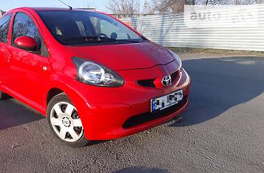 Хэтчбек Toyota Aygo 2006 в Днепре