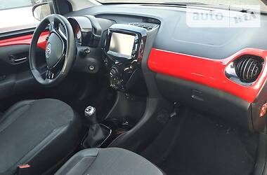 Хетчбек Toyota Aygo 2015 в Рівному