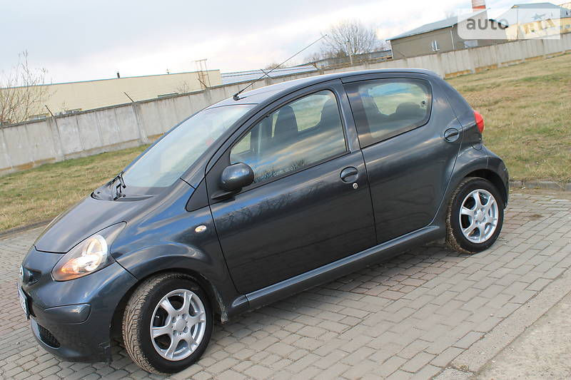 Хетчбек Toyota Aygo 2007 в Дрогобичі