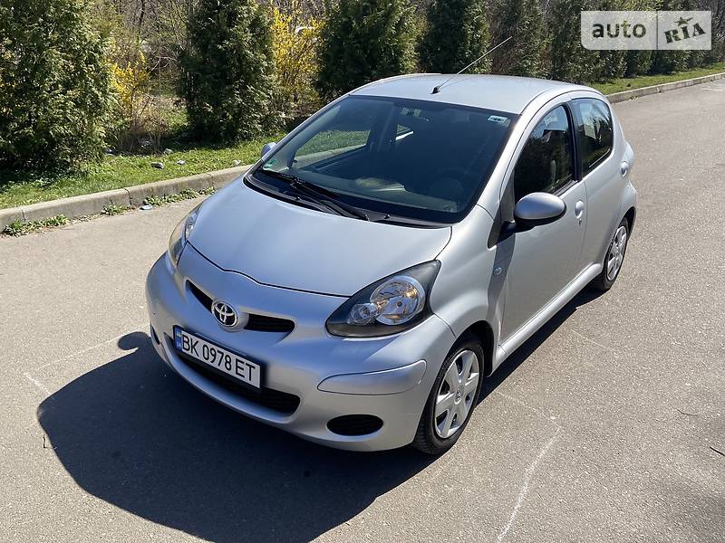 Хетчбек Toyota Aygo 2008 в Рівному