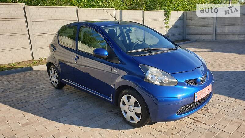 Хетчбек Toyota Aygo 2008 в Кривому Розі
