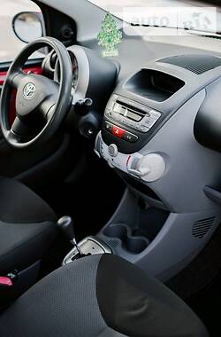 Хэтчбек Toyota Aygo 2008 в Львове