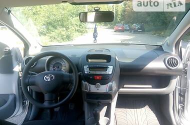 Хэтчбек Toyota Aygo 2008 в Житомире