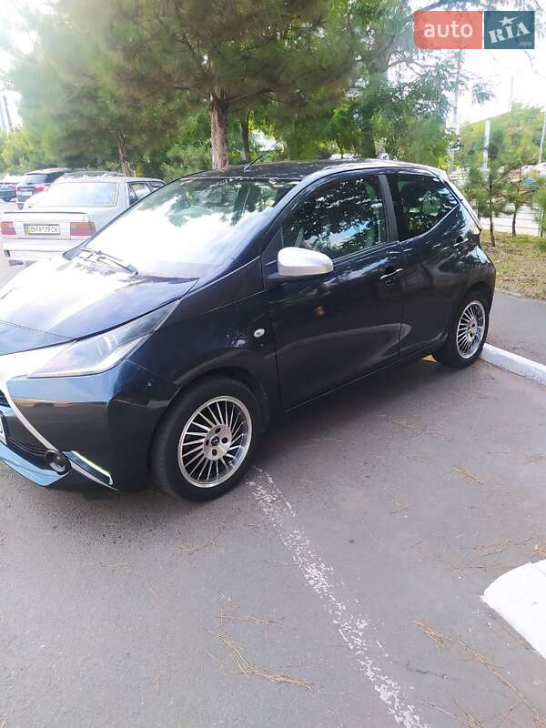 Хетчбек Toyota Aygo 2014 в Одесі