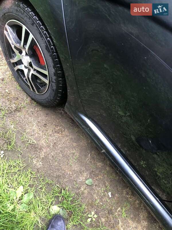 Хэтчбек Toyota Aygo 2006 в Болехове