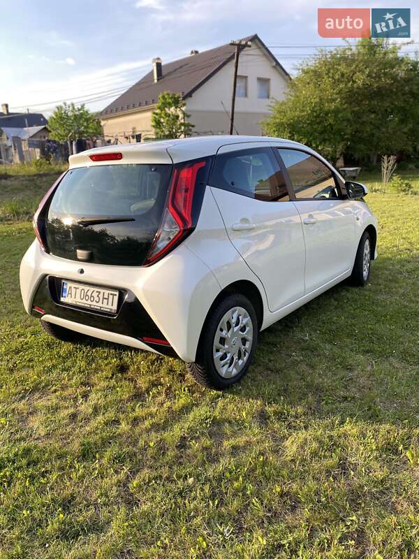 Хэтчбек Toyota Aygo 2021 в Снятине