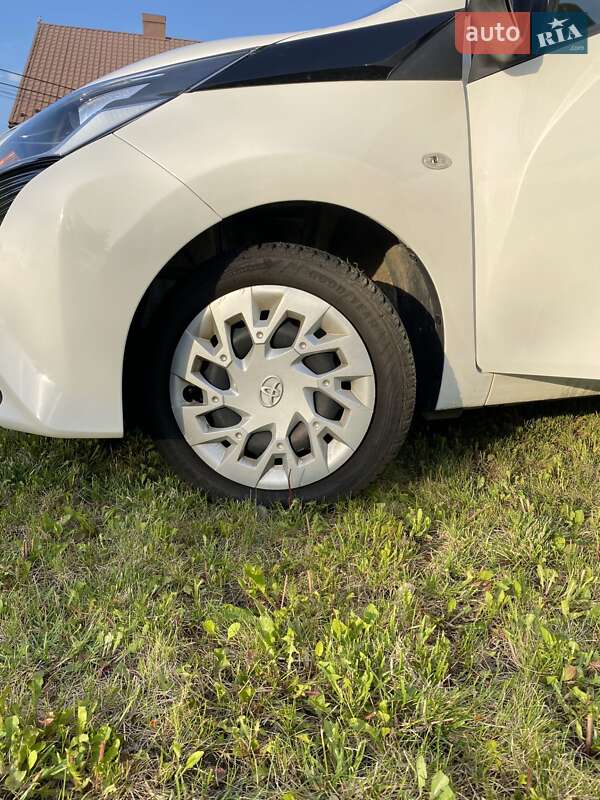 Хэтчбек Toyota Aygo 2021 в Снятине