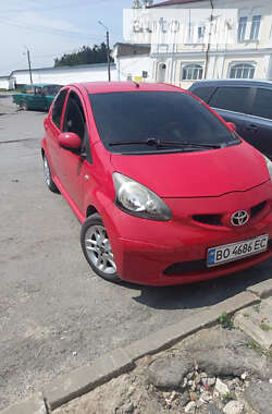 Хэтчбек Toyota Aygo 2007 в Почаеве