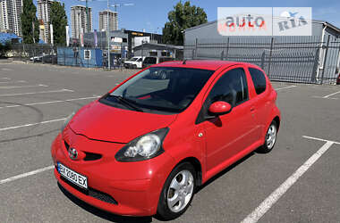 Хэтчбек Toyota Aygo 2007 в Киеве