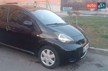 Хэтчбек Toyota Aygo 2010 в Львове