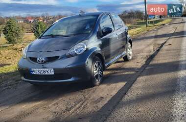 Хэтчбек Toyota Aygo 2007 в Стрые