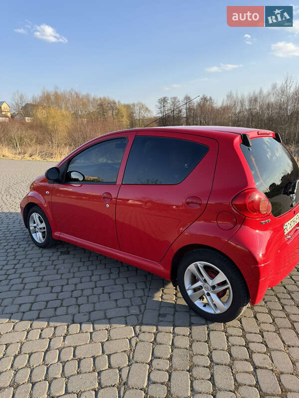 Хэтчбек Toyota Aygo 2007 в Львове