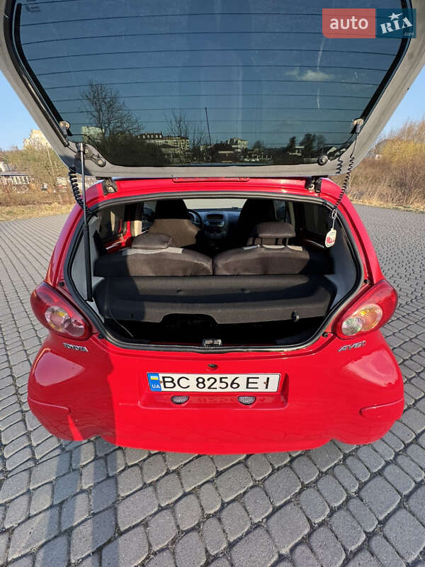 Хэтчбек Toyota Aygo 2007 в Львове