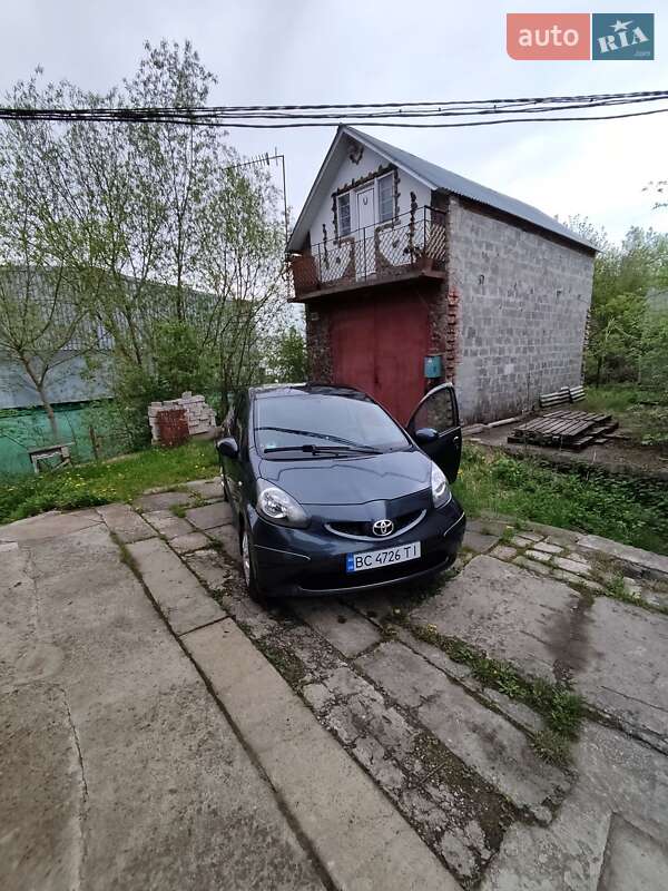 Хетчбек Toyota Aygo 2006 в Трускавці