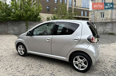 Хетчбек Toyota Aygo 2011 в Луцьку