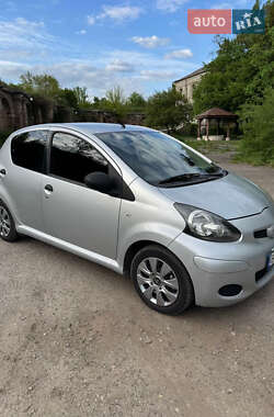 Хэтчбек Toyota Aygo 2010 в Бродах
