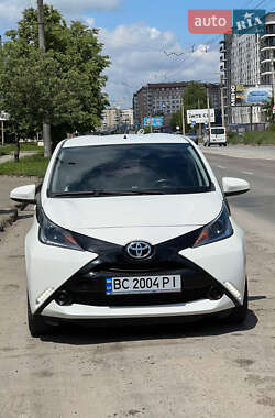 Хетчбек Toyota Aygo 2016 в Івано-Франківську