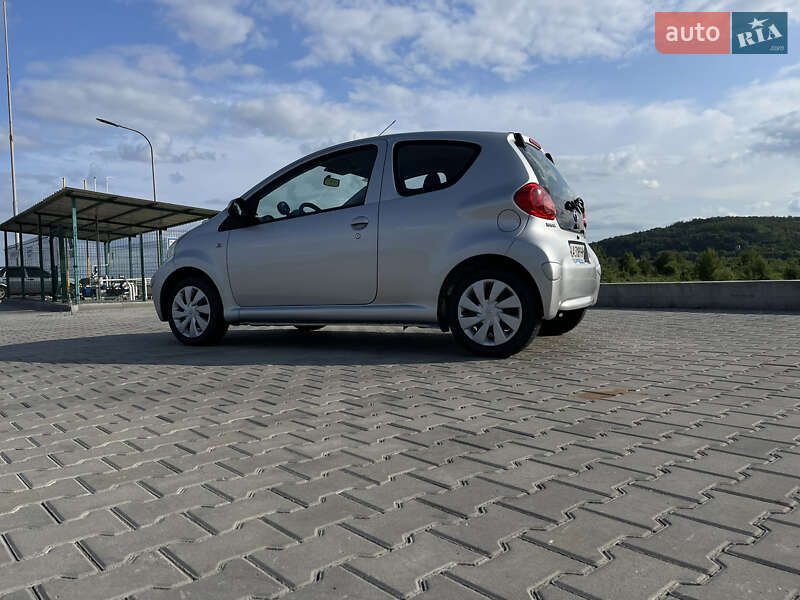 Хетчбек Toyota Aygo 2008 в Києві
