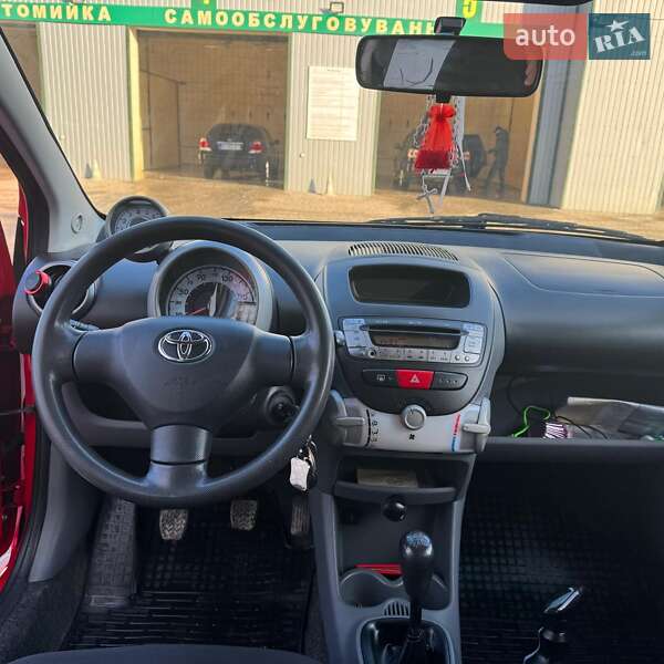 Хетчбек Toyota Aygo 2006 в Чорткові