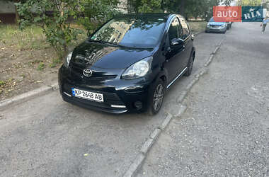 Хетчбек Toyota Aygo 2013 в Запоріжжі