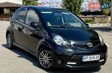 Хетчбек Toyota Aygo 2013 в Запоріжжі