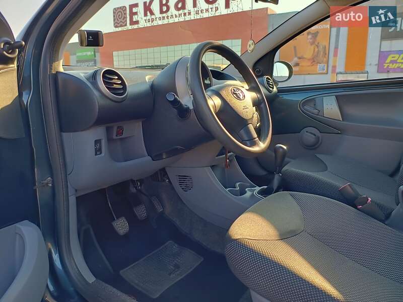 Хетчбек Toyota Aygo 2008 в Полтаві