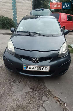 Хэтчбек Toyota Aygo 2010 в Шепетовке