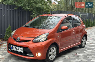 Хэтчбек Toyota Aygo 2012 в Львове