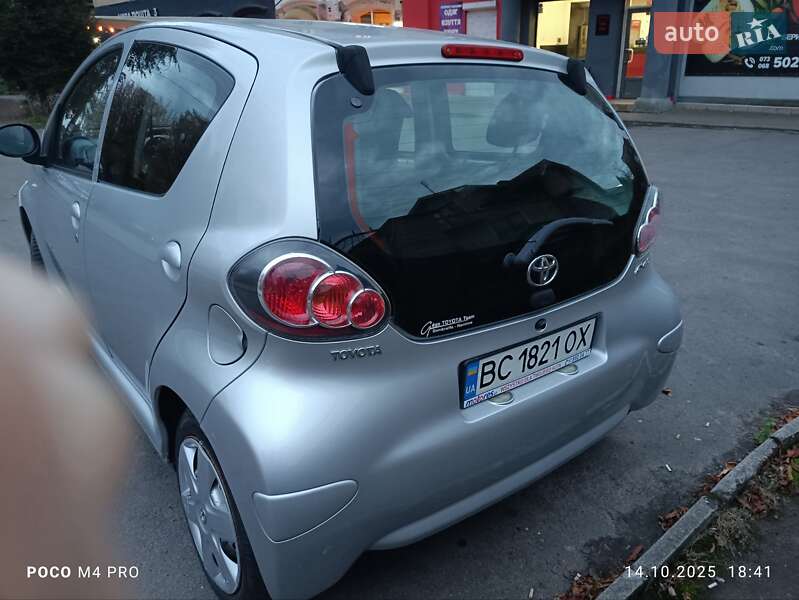 Хетчбек Toyota Aygo 2009 в Дрогобичі