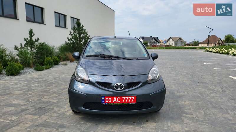 Хэтчбек Toyota Aygo 2007 в Луцке