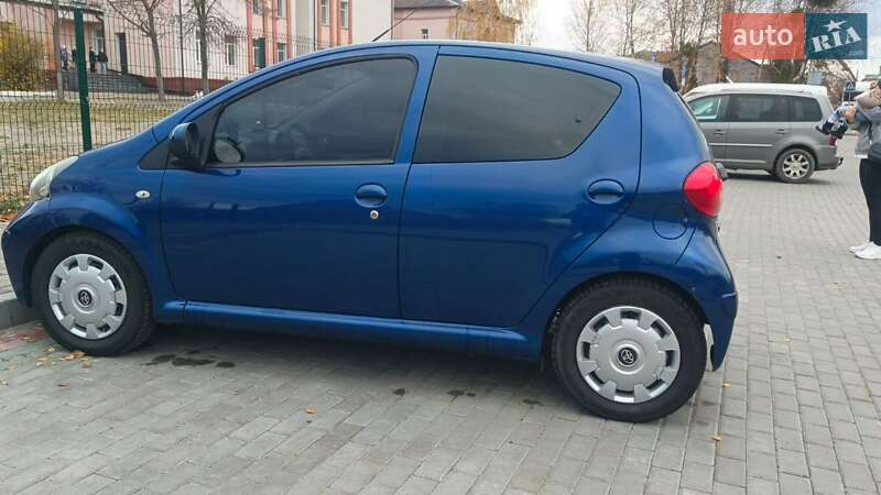 Хэтчбек Toyota Aygo 2008 в Сарнах фото 4 Хэтчбек Toyota Aygo 2008 в Сарнах