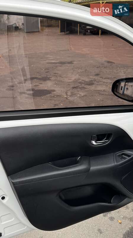 Хэтчбек Toyota Aygo 2017 в Сумах фото 8 Хэтчбек Toyota Aygo 2017 в Сумах