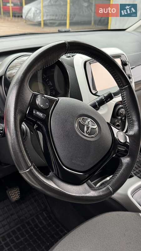 Хэтчбек Toyota Aygo 2017 в Сумах фото 11 Хэтчбек Toyota Aygo 2017 в Сумах