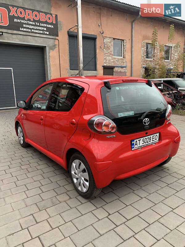 Хэтчбек Toyota Aygo 2013 в Ивано-Франковске фото 33 Хэтчбек Toyota Aygo 2013 в Ивано-Франковске
